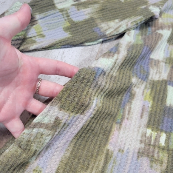 LOGO Flared tunic top size large - Picture 4 of 6